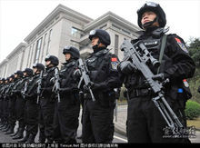 穿越迷霧：一次關(guān)于中國(guó)人民武裝警察部隊(duì)特種警察學(xué)院姜國(guó)營(yíng)院長(zhǎng)的深層對(duì)話