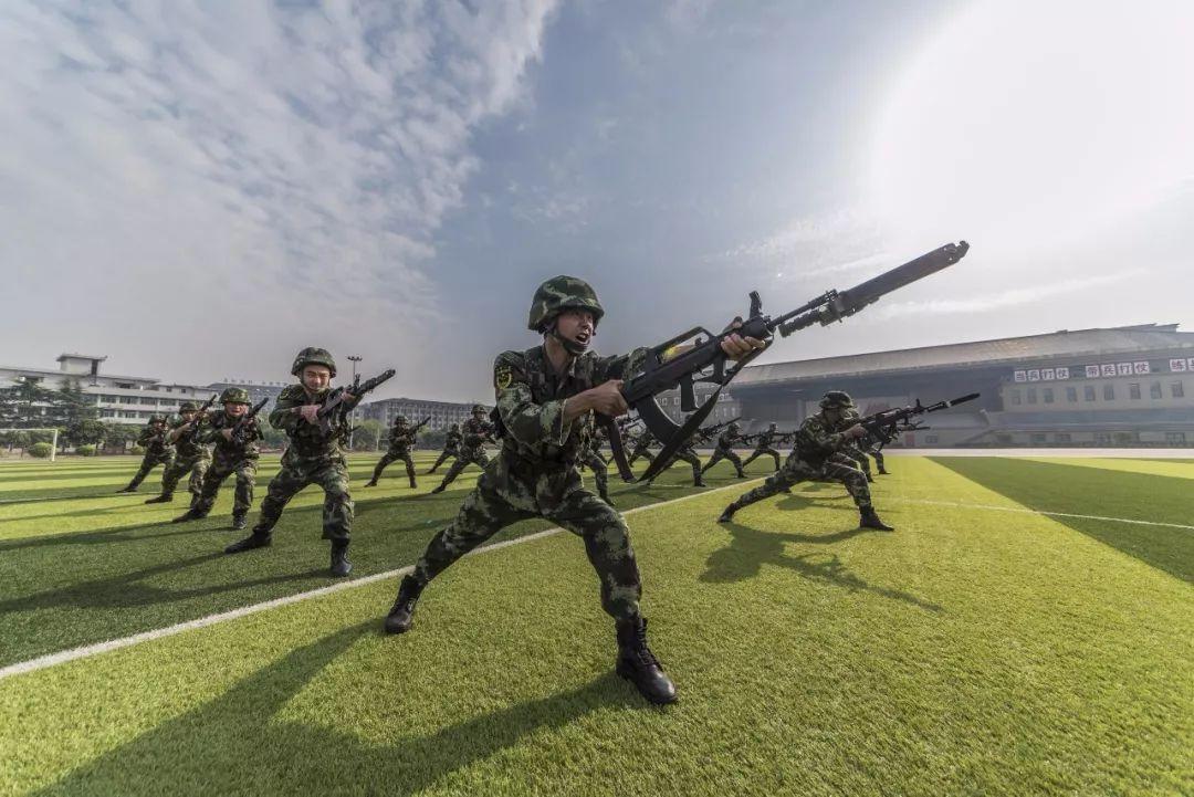 時(shí)光回溯：對(duì)話老兵，探尋中國(guó)人民警察武裝部隊(duì)組建時(shí)間的故事