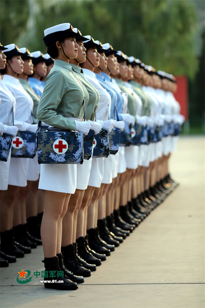 幕后探尋:揭開中國人民解放軍儀仗隊女兵名單的榮耀與堅韌