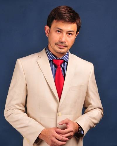 新加坡三大國(guó)寶級(jí)演員深度解析：探秘演藝傳奇與幕后故事