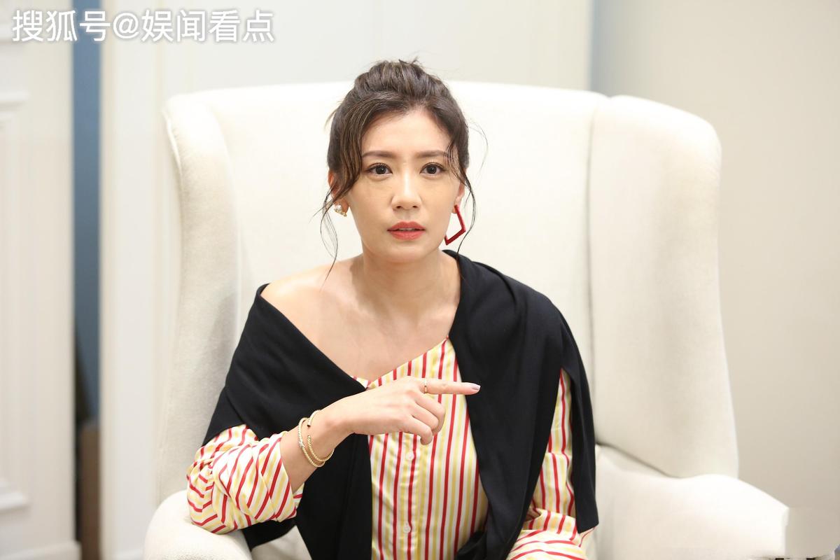 賈靜雯