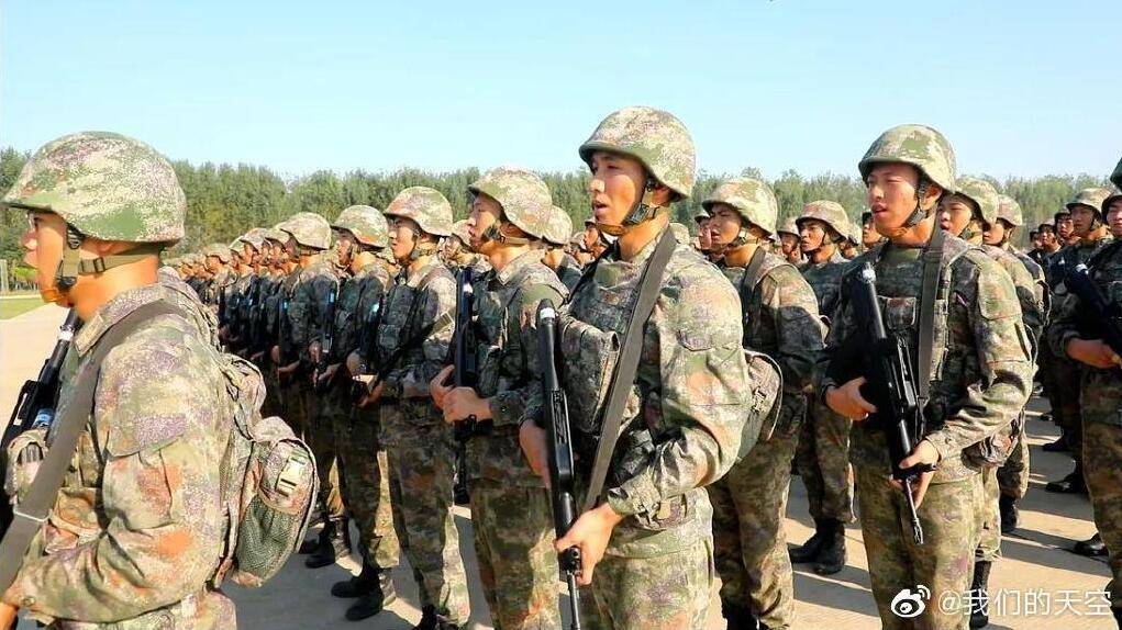 深度解析中國空軍第15軍編制：戰(zhàn)略要沖與空降兵精銳力量揭秘