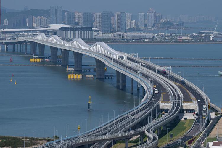 探秘2025澳門(mén)未來(lái)圖景:一場(chǎng)關(guān)于“新澳門(mén)正版內(nèi)部”的深度對(duì)話
