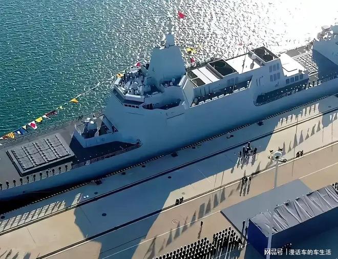052C升級(jí)到052D水平深度解析:中國海軍驅(qū)逐艦現(xiàn)代化之路