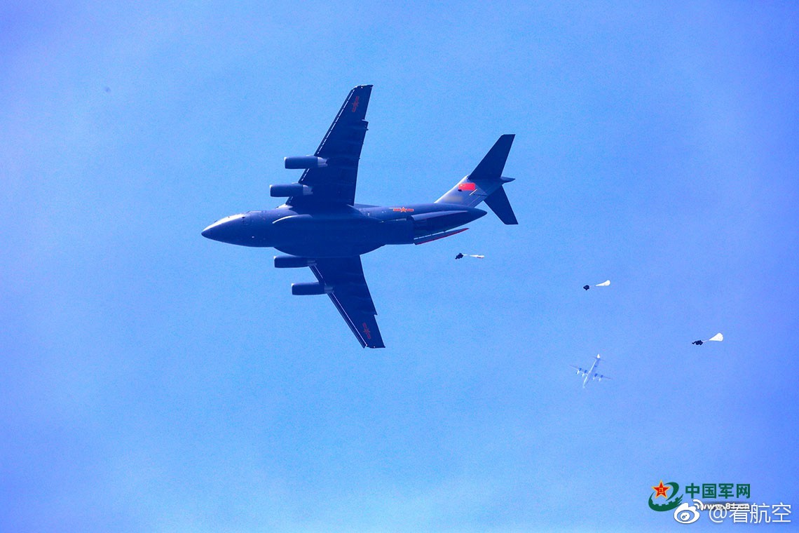 深度解析美國(guó)空降兵的戰(zhàn)斗力:精銳鑄就與未來(lái)挑戰(zhàn)