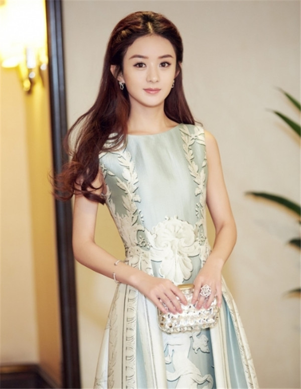安以軒學(xué)歷深度解析:揭秘其教育背景與演藝之路的關(guān)聯(lián)